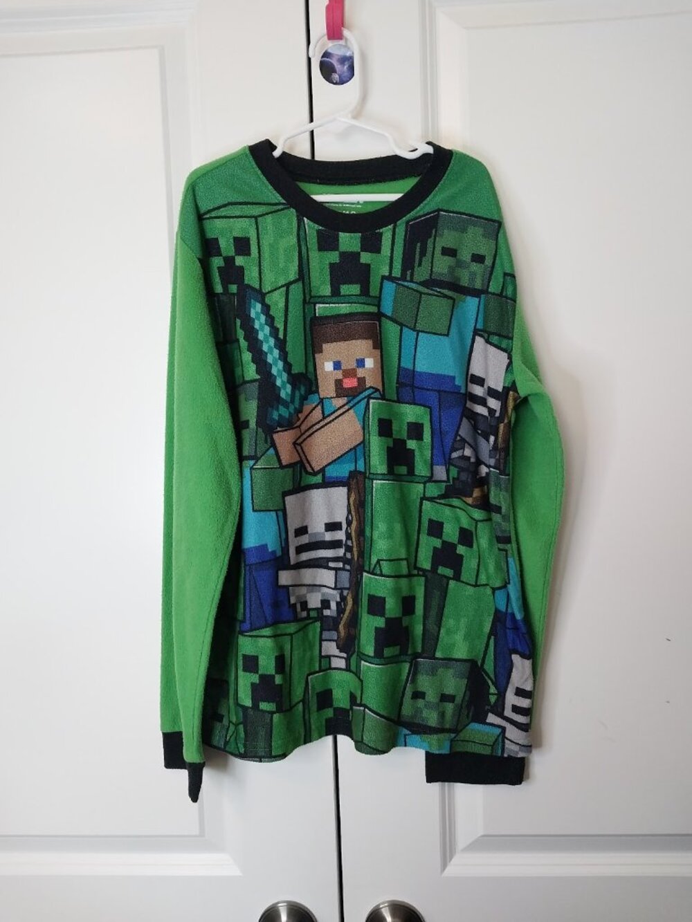 Minecraft Pajamas Set - Picture 3 of 15